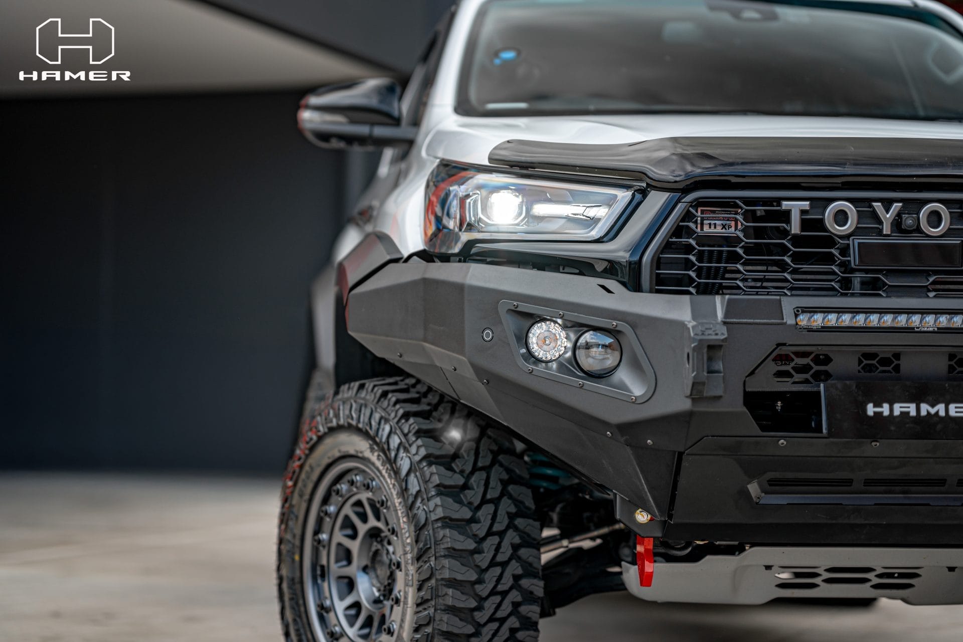 King series bull bar for Toyota Hilux GR (2023 – Present) - Image 7