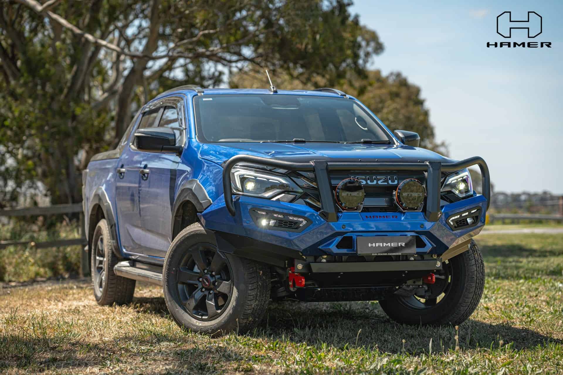 Isuzu D-Max with West Coast Off Road Atlas Series Plus bull bar in blue.