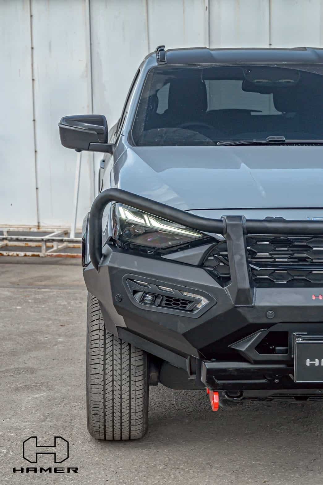 West Coast Off Road Atlas Series Plus bull bar on Isuzu MU-X 2025+.