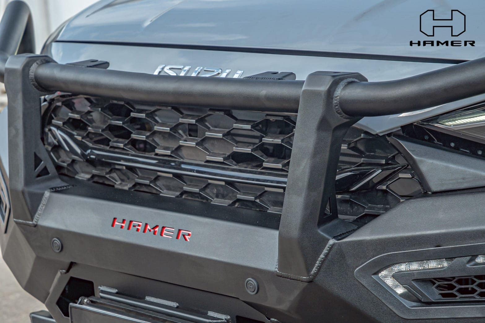 HAMER bull bar on Isuzu MU-X 2025 model for off-road protection.