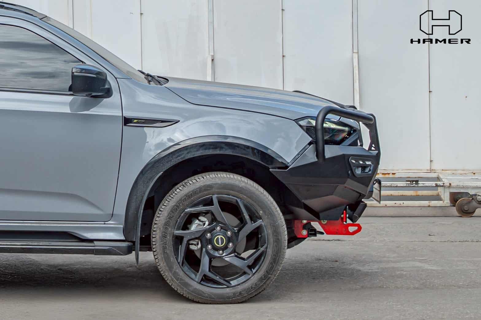 Isuzu MU-X with West Coast Off Road Atlas Series Plus bull bar.